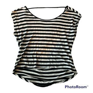 ⚡️Striped Top⚡️